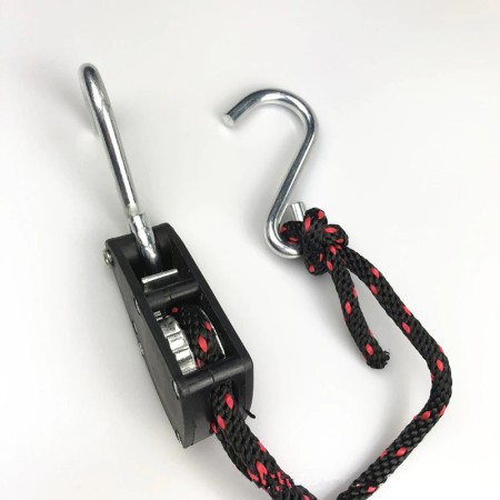 RATCHETING ROPE WITH HOOKS - 1/4"